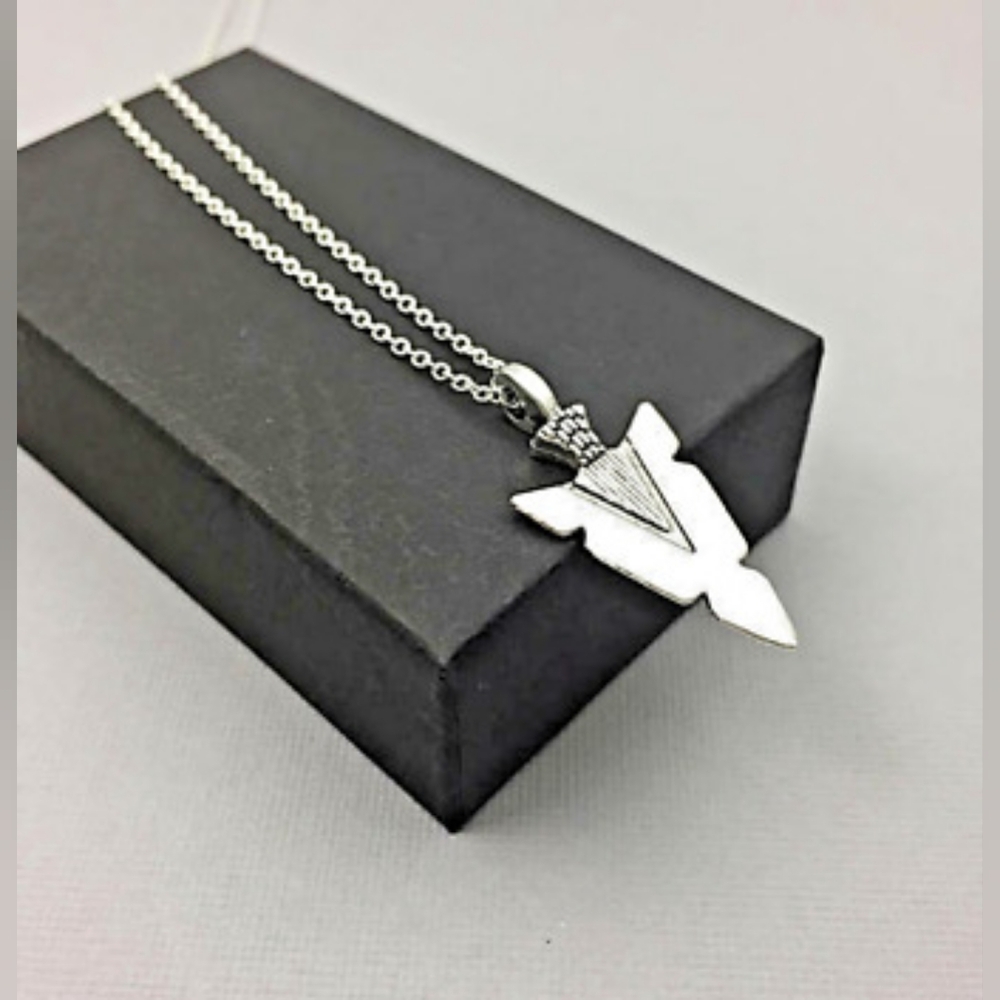 Silver Arrowhead Pendant Necklace